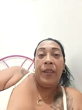 candelahot10 live