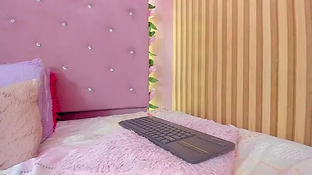 lovely__kiss__ live