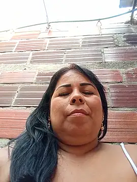 Mother-Big-tits live