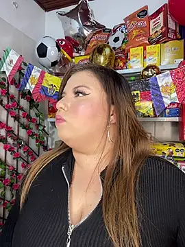 kitty__pinnk live