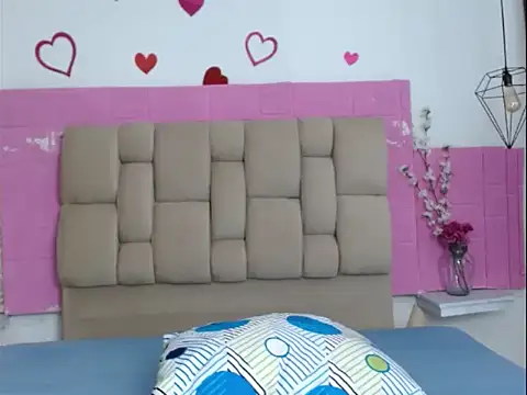 Damary_Leon live