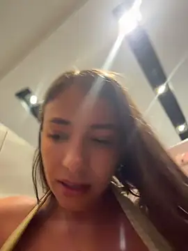 Hall_16 live