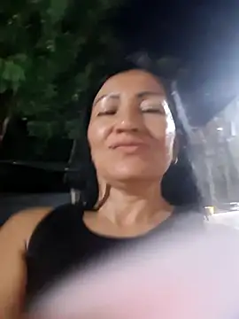 maturexxxnaughty live