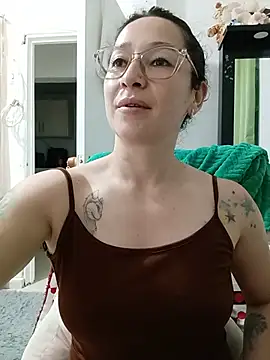 emilypoppy3 live
