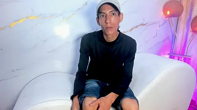 AmazingOrgasm live