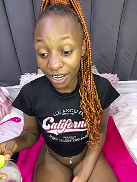LonelyQueenxx25 live