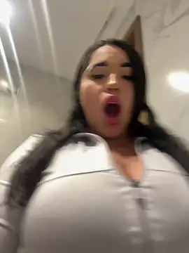 SofiaWildee live