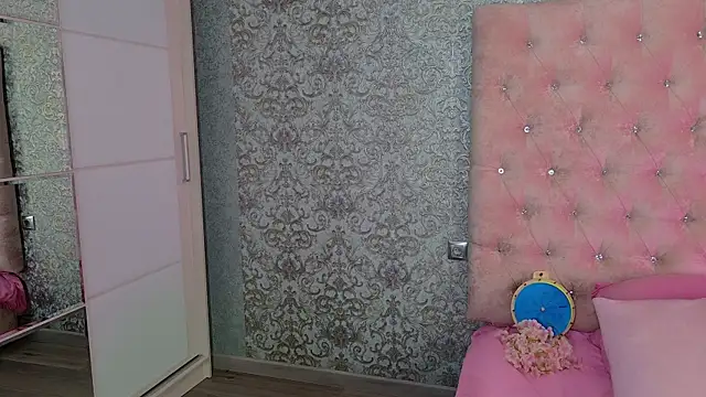 Akilla_Queen live