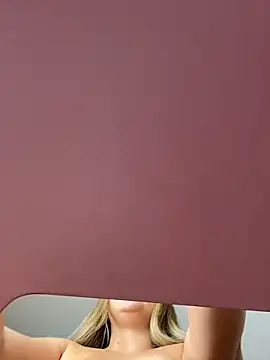 lunablossom_ live