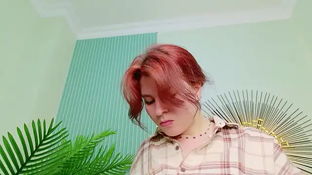 Milana_Bold live