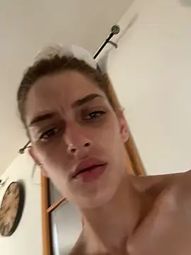 Bellalolahot live
