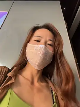 kiss_loo live