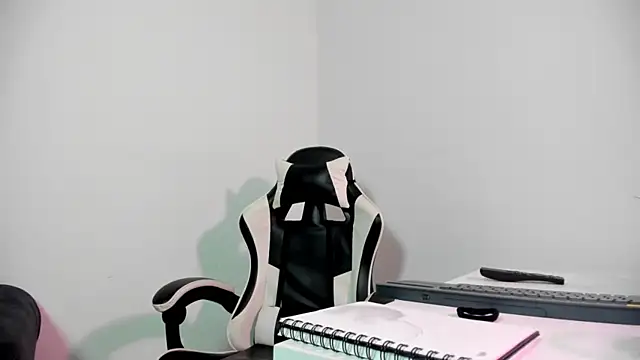 Nira_Lux profile