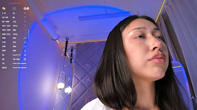 Nelly_Kimm live