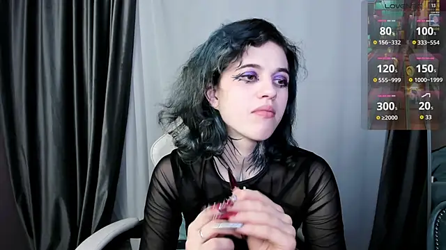 NoelleGothicShadow profile