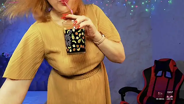 _EvaVeloria_ live