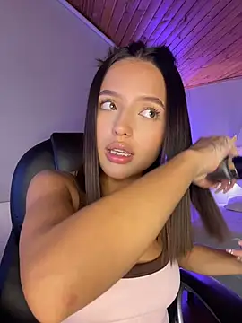 Sofia18_pinkk live