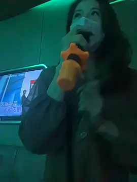 kiss_loo live