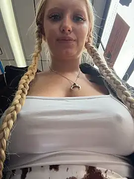 Mila_NoRules live