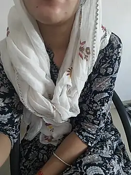 zoya_baby_ live