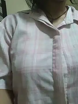 Cute_Kavya7 live