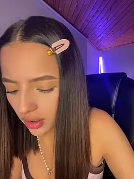 Sofia18_pinkk live