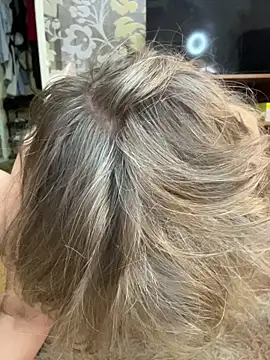 EsterHotMilf live