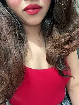 Yours_riya11 live