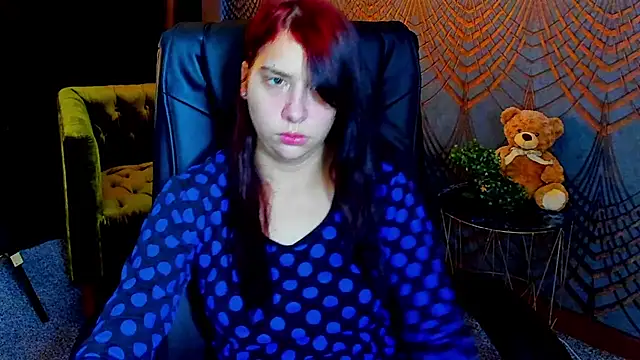 Livia_Shy live