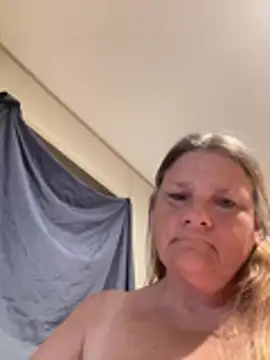 Roxie6989 live