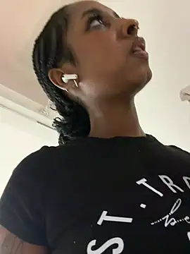 Your_Paris live