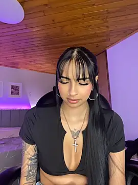 Hilary_pinkk profile