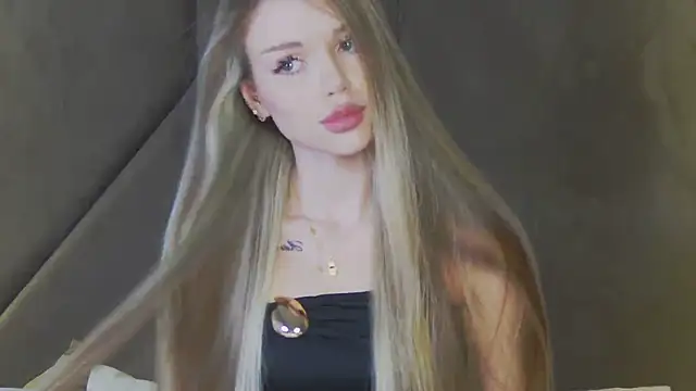 MarilynNova live