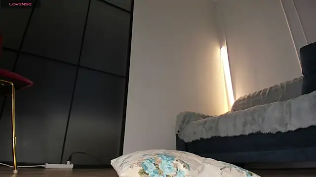 Lunaonekiss live