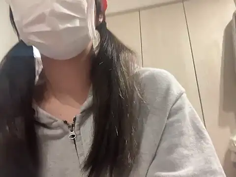 y-u-r-a-33 live