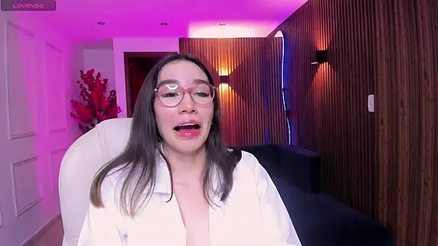 Emma_caarter_ live