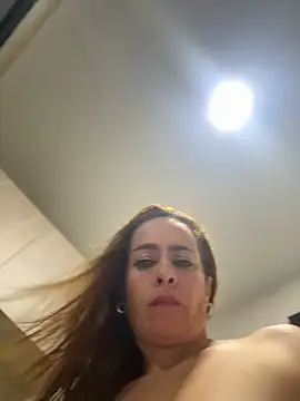 Natigoonzalez live