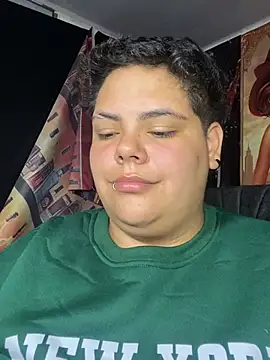 Hailey_Curvy live