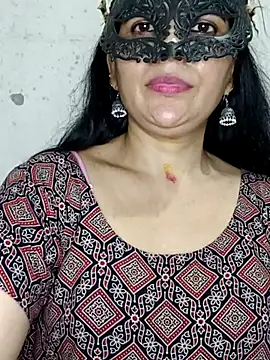BhabhiPooja69 live