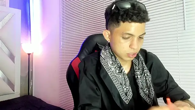 cameron_lux77 live