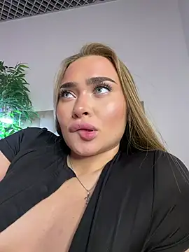 MonicaWestt profile
