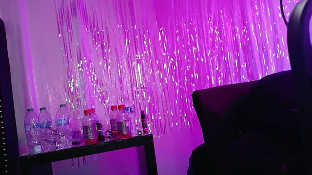 Midnightrose11 live