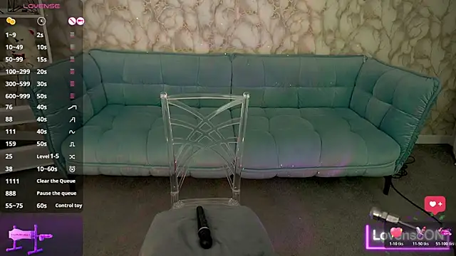 AliceOfWondersS live