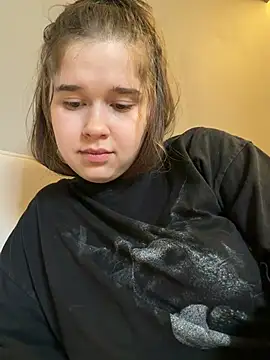 HornyGirlH live