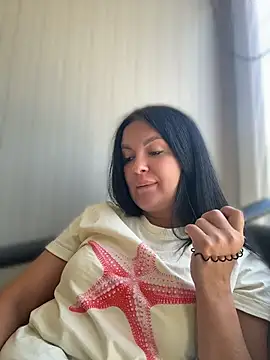 MeganBlueq live
