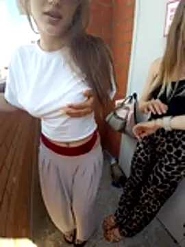 caressyourself live
