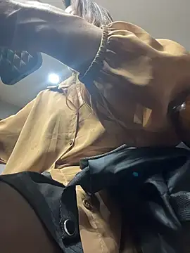 kiss_loo live