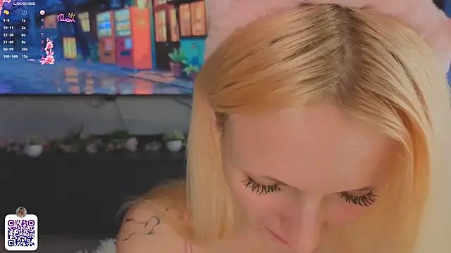 JuanaSumma live