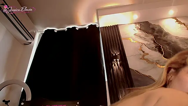 JessicaElowin live