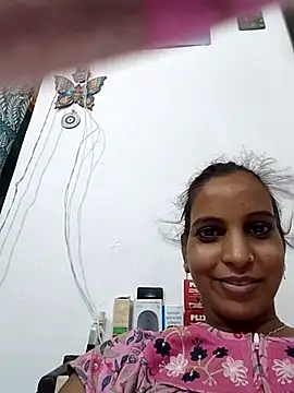 Sexy-Kajal2 live
